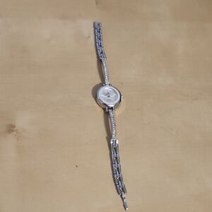 Royalty Collection Silver Vintage-Inspired Watch